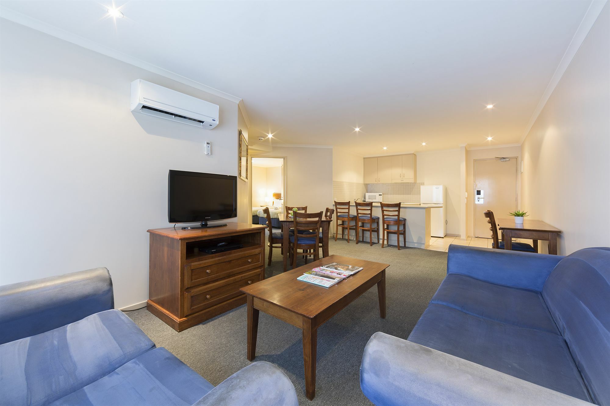 Canberra Parklands Central Apartment Hotel Official Exterior photo